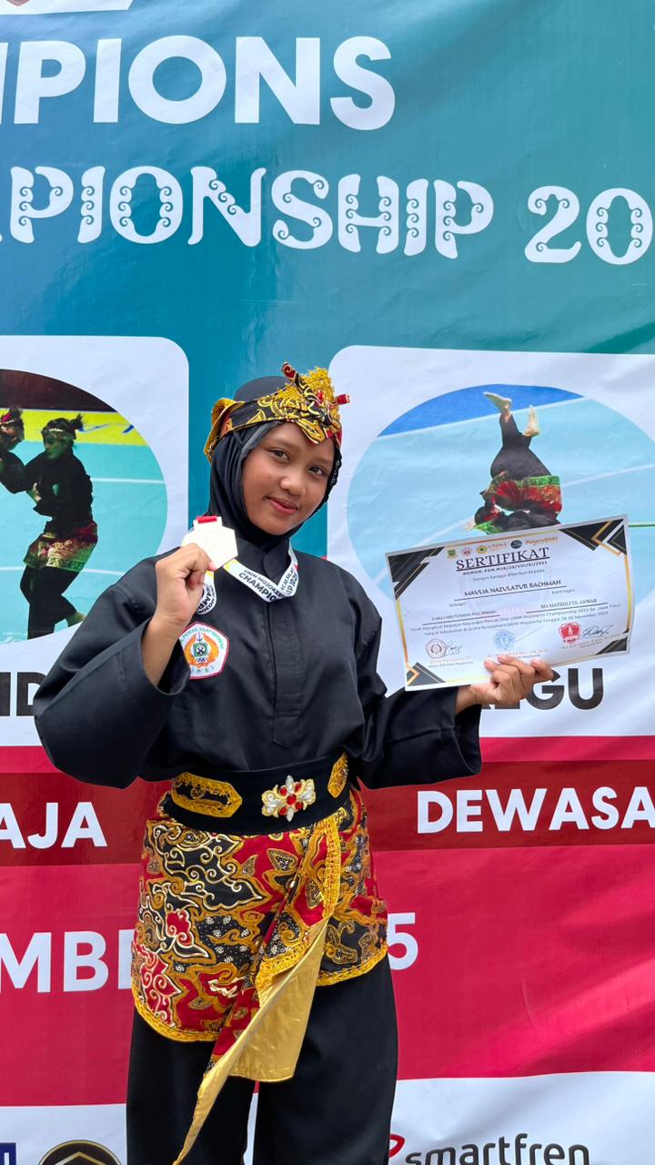 Maulia Nazultur Rachmah (X.3)