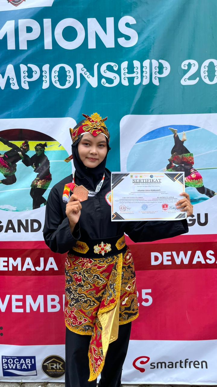 Ariana Diva Febrianti (XII.3)